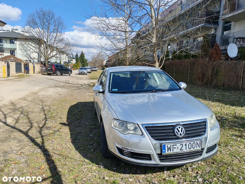 Volkswagen Passat - 18