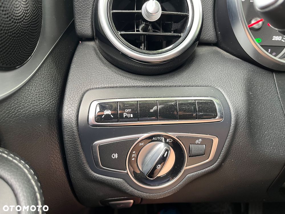 Mercedes-Benz Klasa C 200 d T 7G-TRONIC Avantgarde - 26