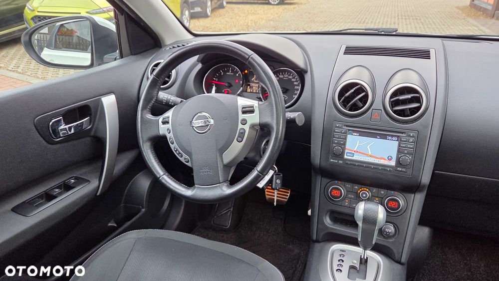 Nissan Qashqai 2.0 dCi 4 x 4 DPF tekna - 6