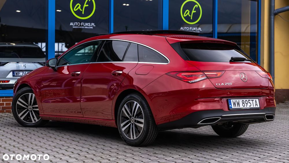Mercedes-Benz CLA 250 Progressive 7G-DCT - 9