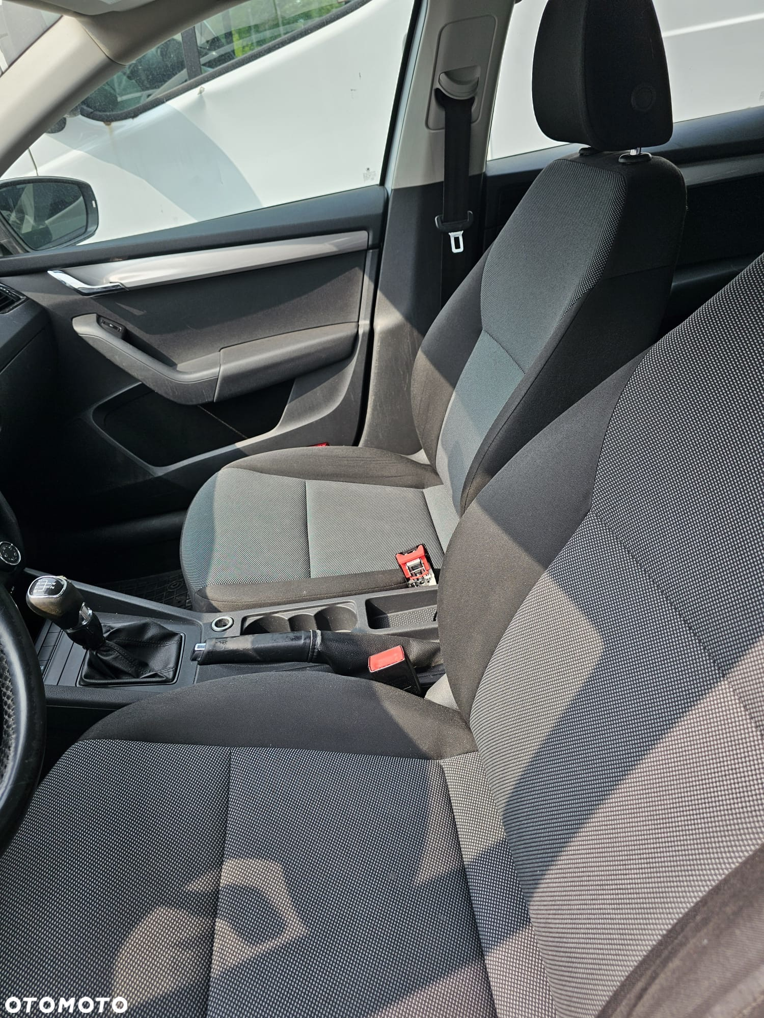 Skoda Octavia 1.6 TDI Active - 5
