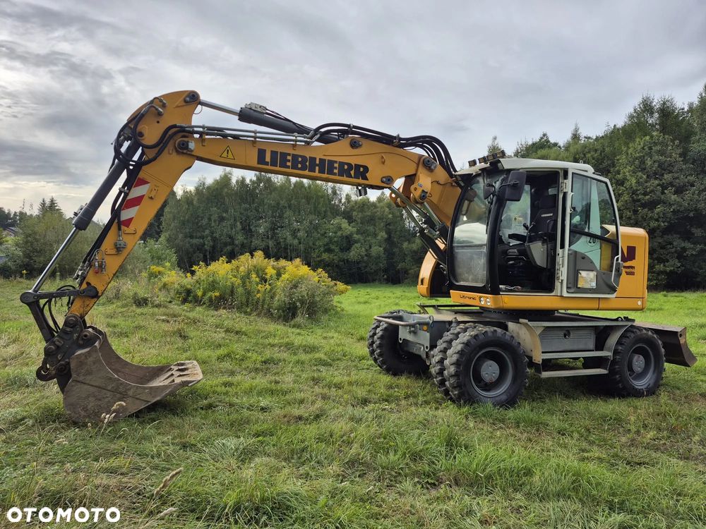 Liebherr 914