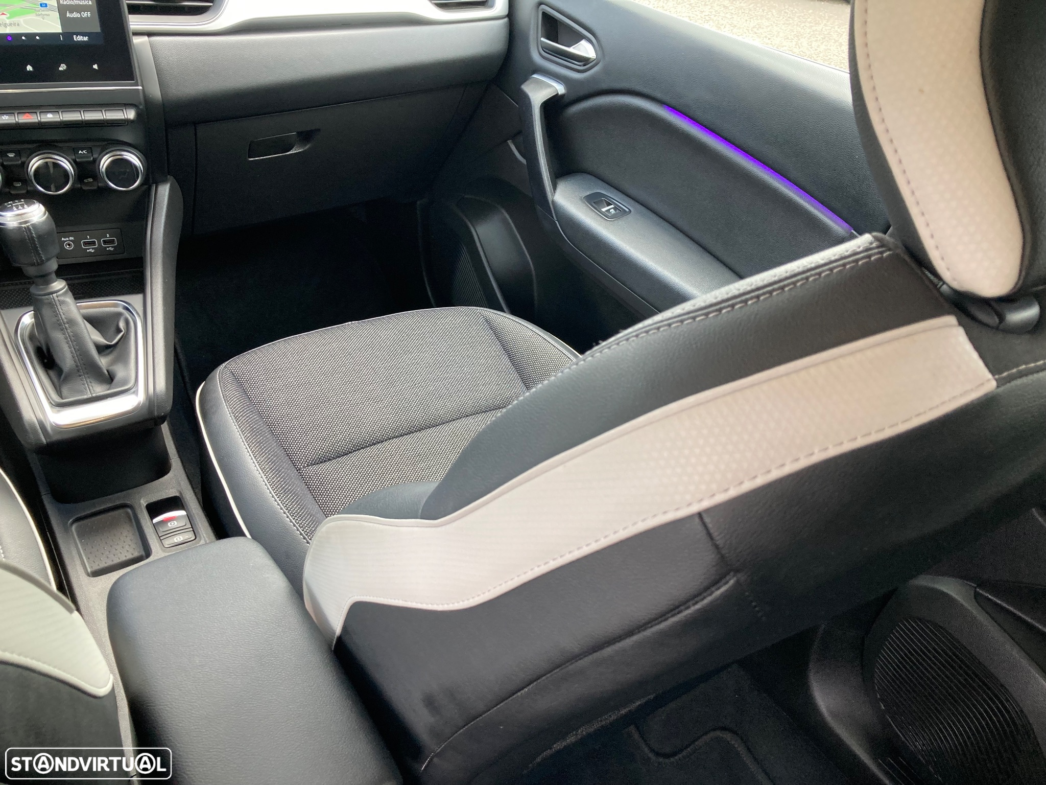 Renault Captur 1.0 TCe Techno - 30