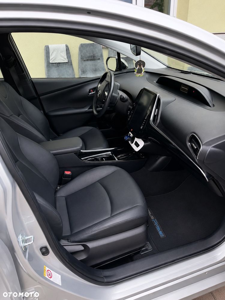 Toyota Prius - 3