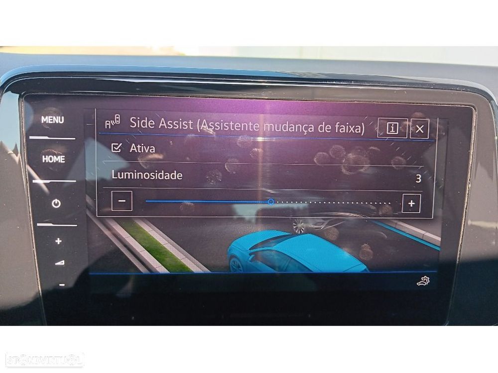 VW T-Roc 2.0 TDI R-Line DSG - 23