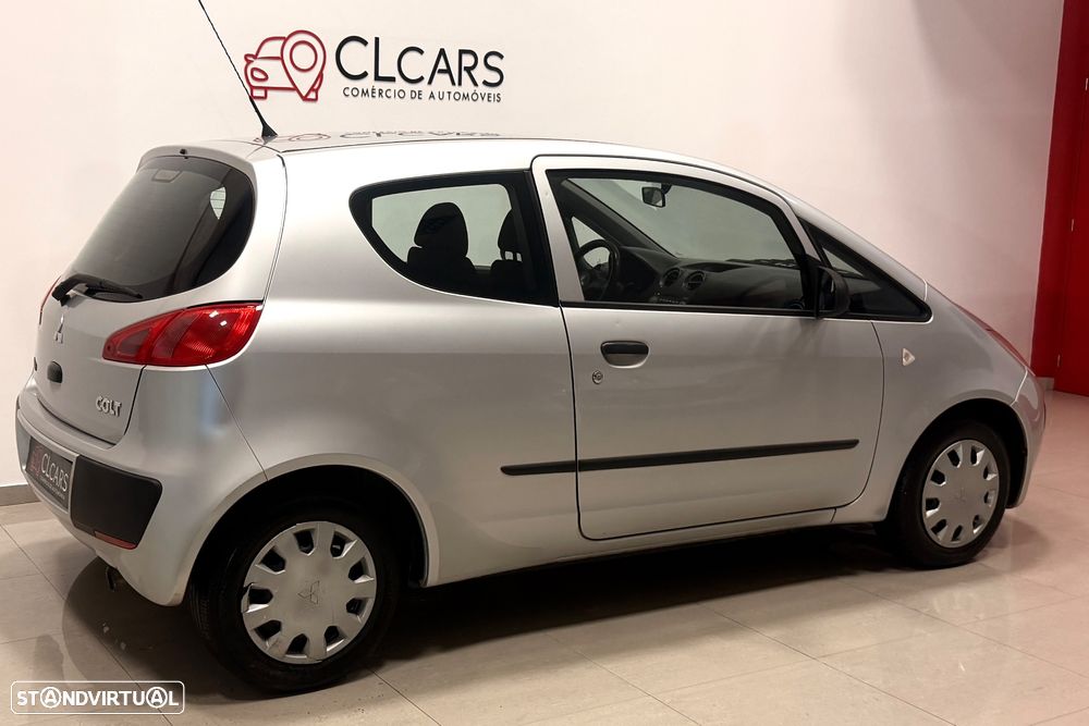 Mitsubishi Colt - 4