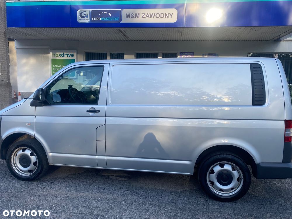 Volkswagen Transporter - 4
