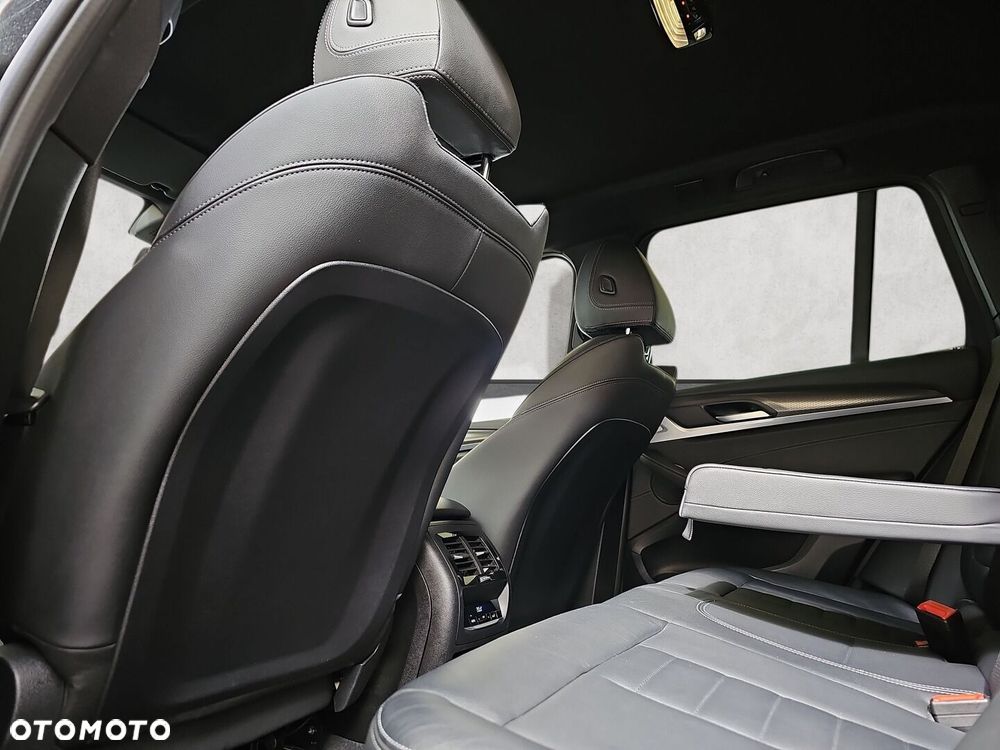 BMW X3 - 27