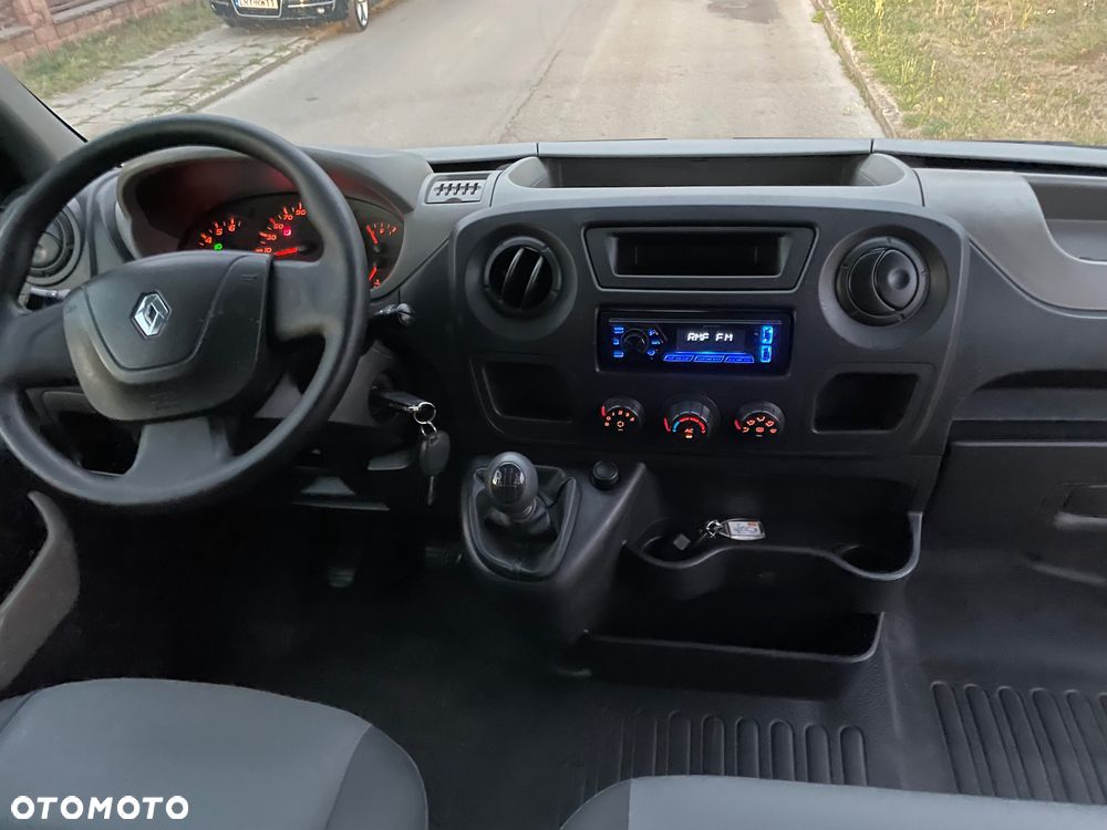 Renault Master - 29