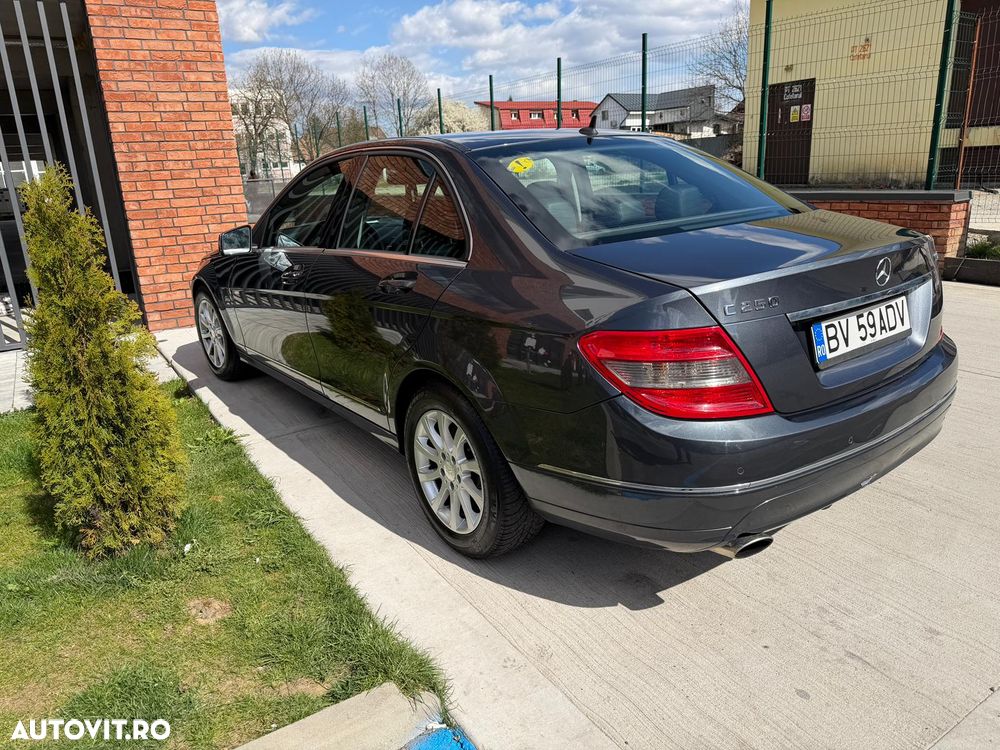 Mercedes-Benz C 250 CGI BlueEFFICIENCY Aut. - 4