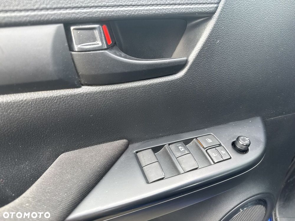 Toyota Hilux 2.4 D-4D Double Cab DLX 4x4 - 15