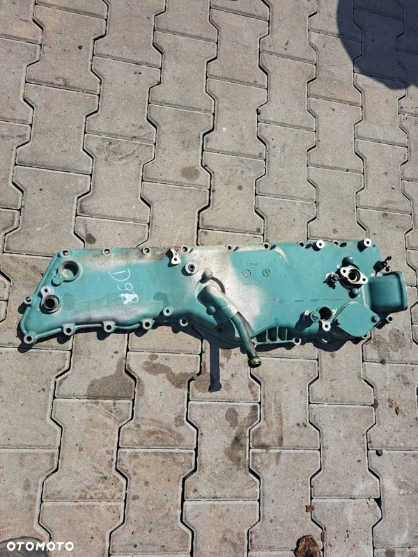 POKRYWA CHŁODNICY OLEJU PŁASZCZ WODNY VOLVO FM D9A