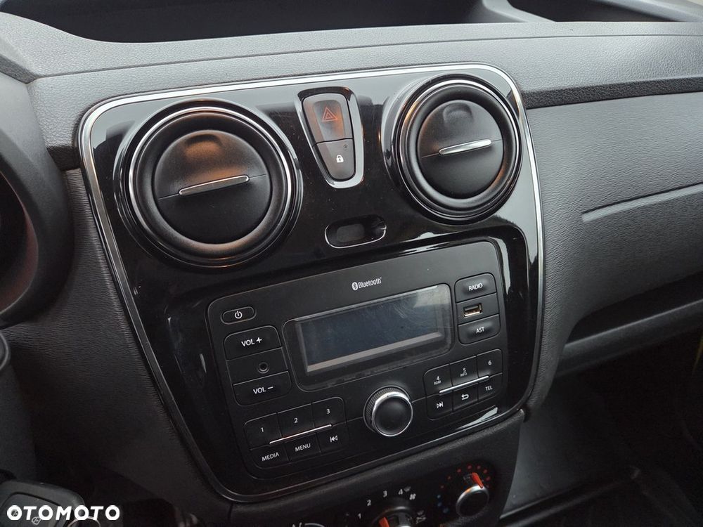 Dacia Dokker dCi 90 Celebration - 10