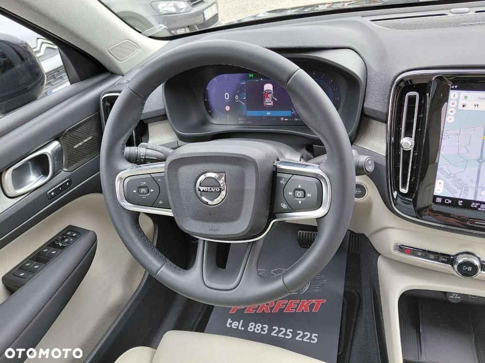 Volvo XC 40 - 24