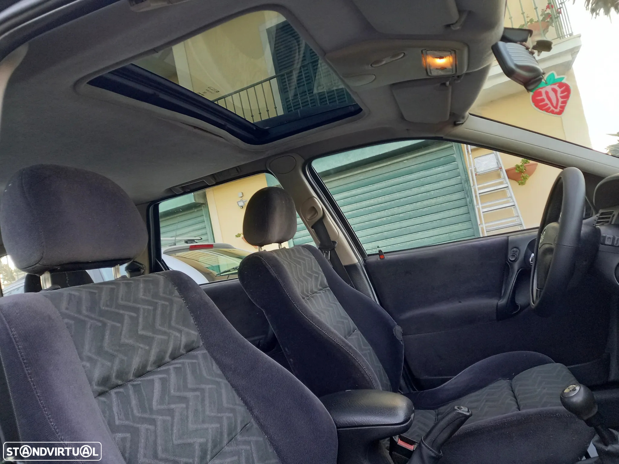 Opel Vectra Caravan 2.0 DTi Sport - 24