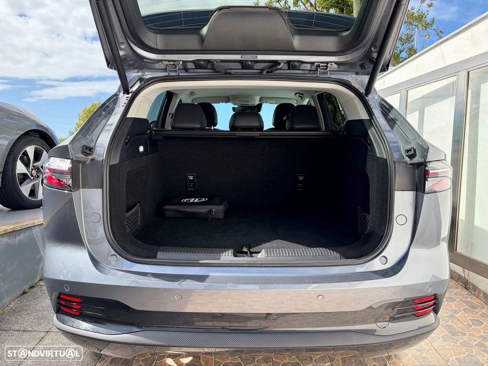 MG HS 1.5 Plug-in Hybrid Luxury - 6