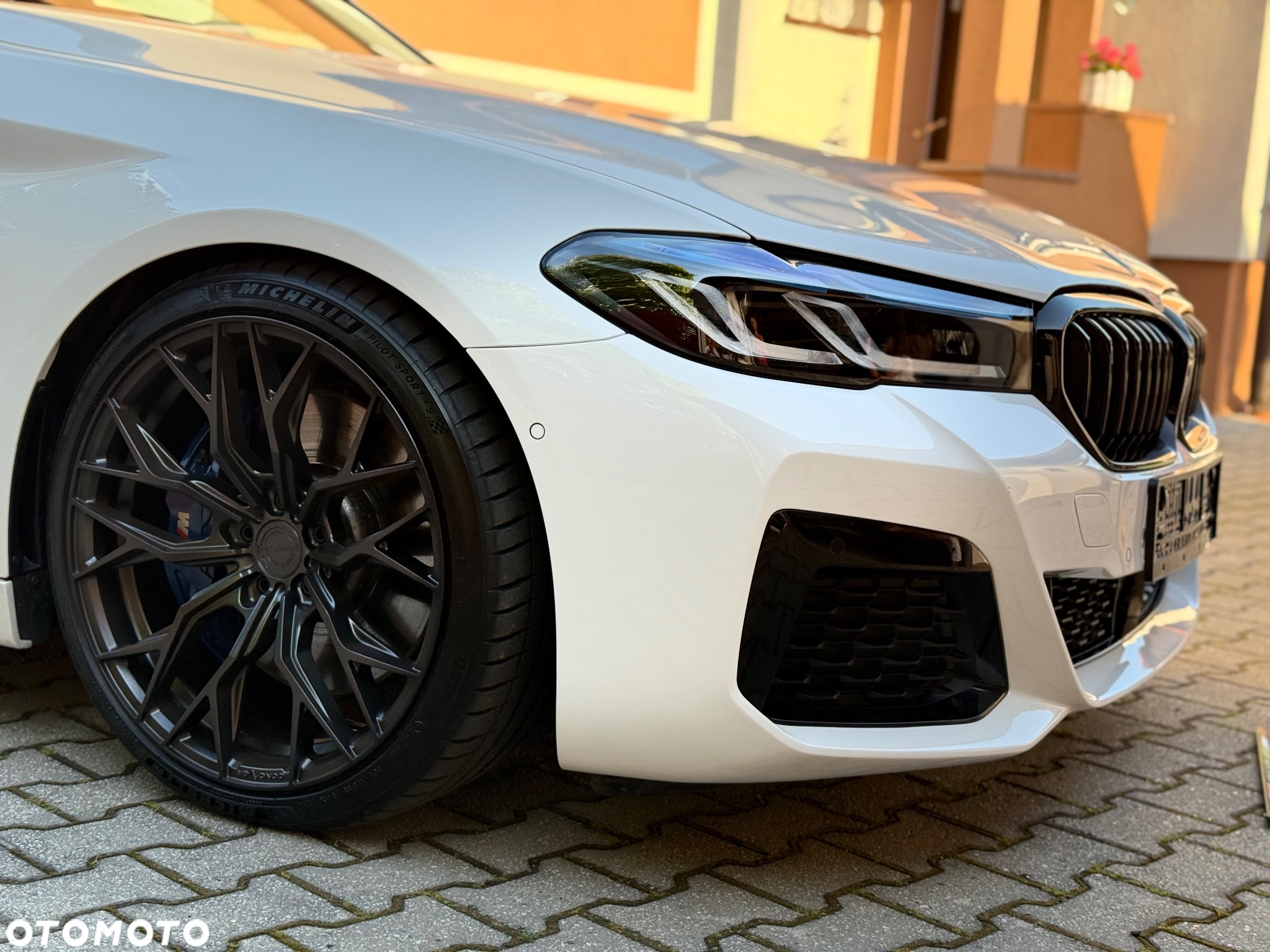 BMW Seria 5 545e xDrive M Sport sport - 19