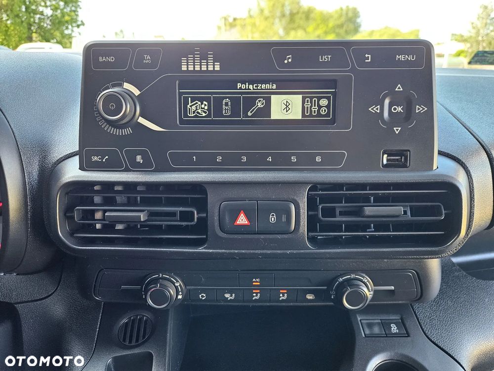 Opel Combo 1.5 TURBO D 102KM - 14