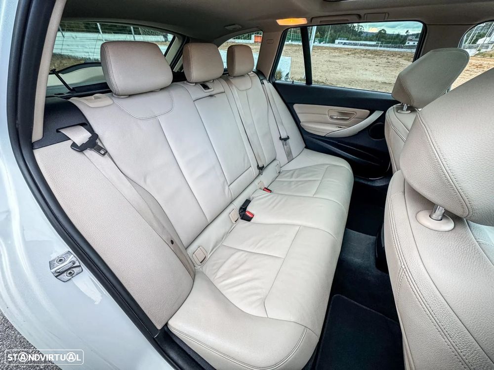 BMW 320 d Pack M Auto - 22