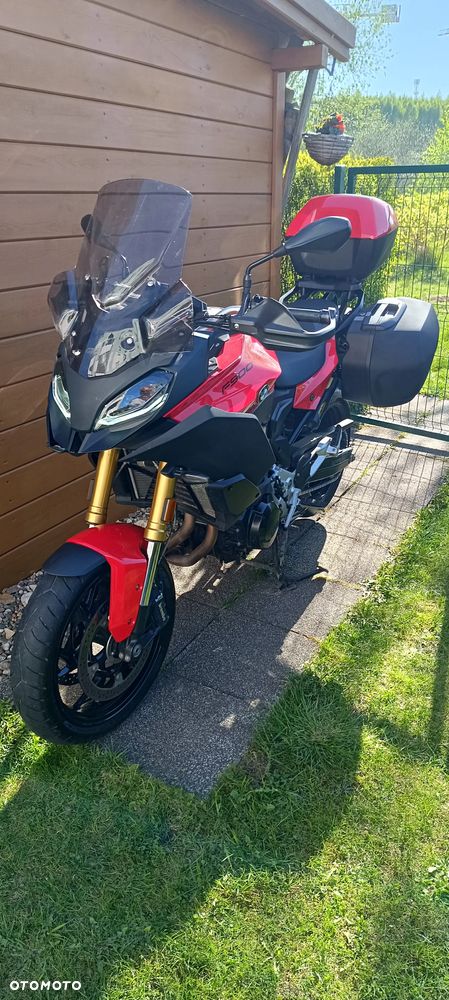 BMW XR - 9