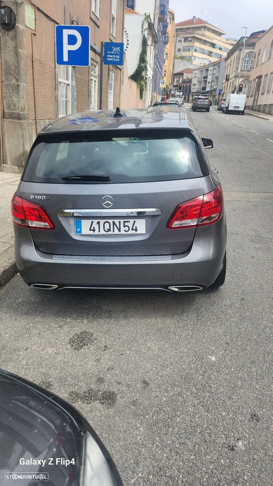 Mercedes-Benz B 180 d Style - 4