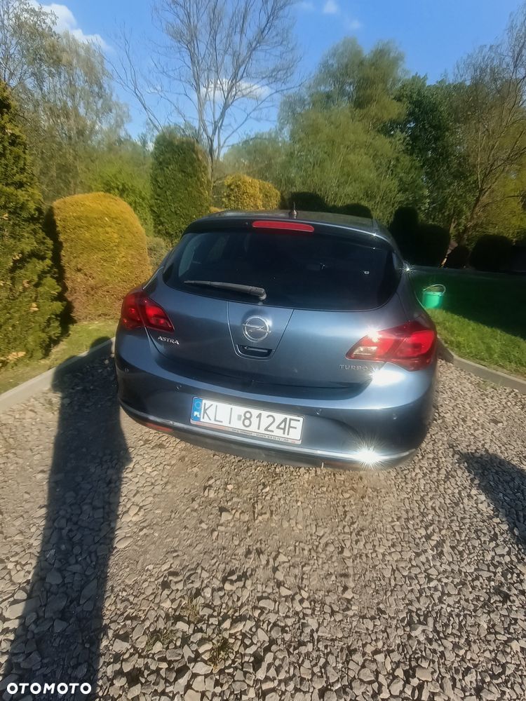 Opel Astra - 2