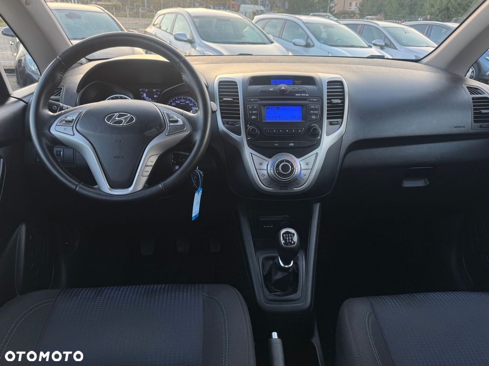 Hyundai ix20 1.4 Comfort - 12