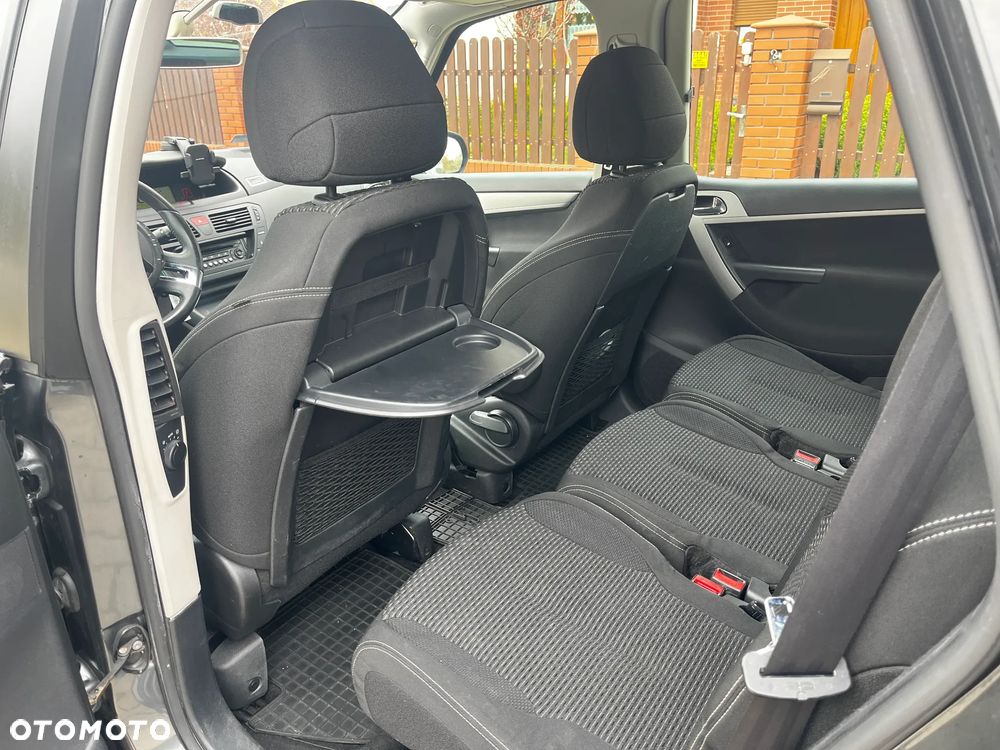 Citroën C4 Picasso 1.6 HDi Attraction - 8