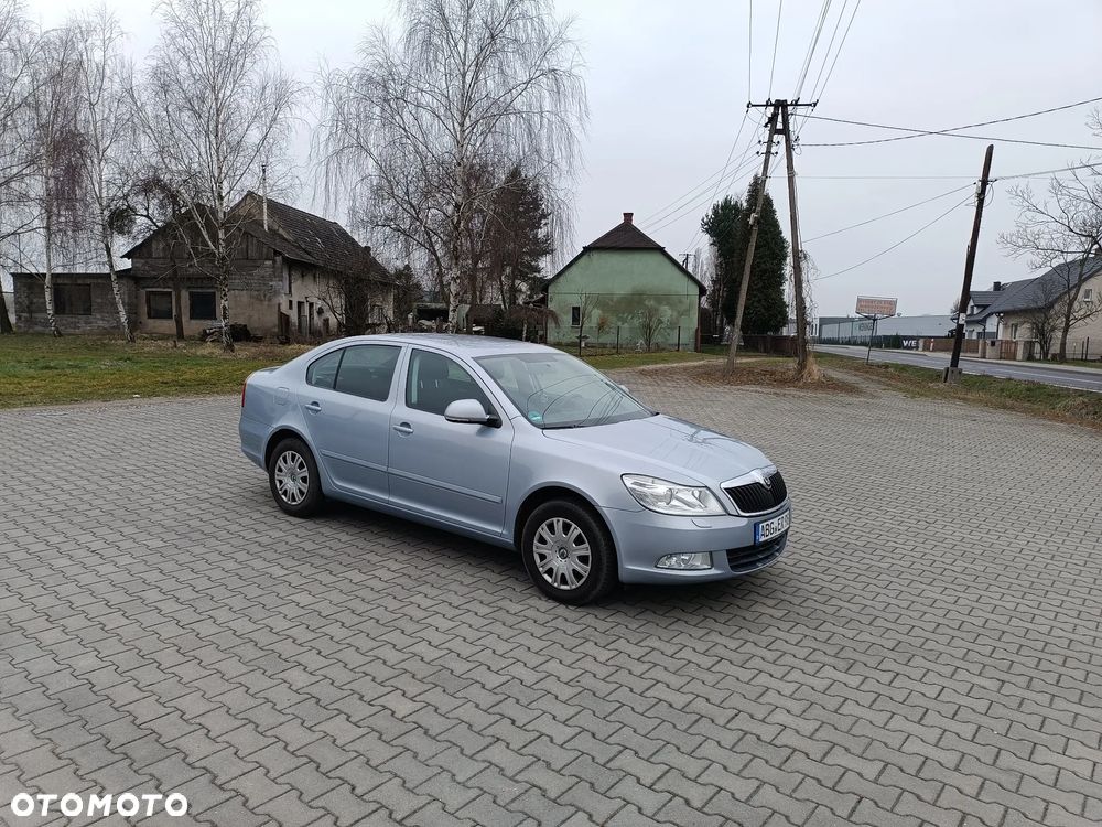 Skoda Octavia 1.6 Style - 9