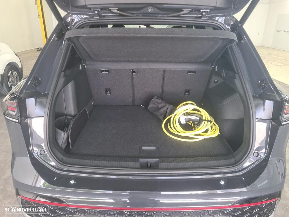 VW Tiguan 1.5 TSI eHybrid R-Line DSG - 11