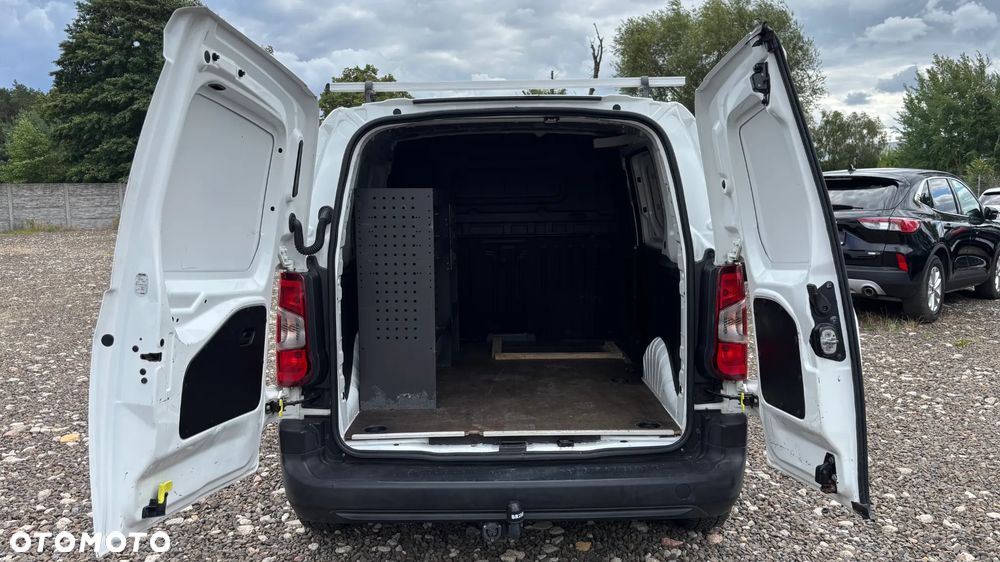 Opel COMBO - 8