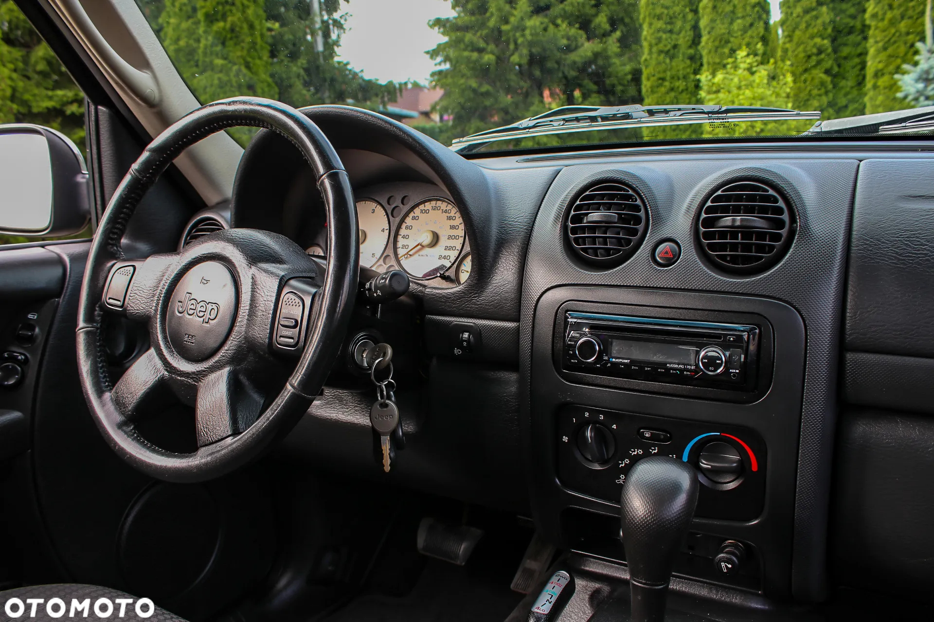 Jeep Cherokee 2.8 CRD Exclusive - 33
