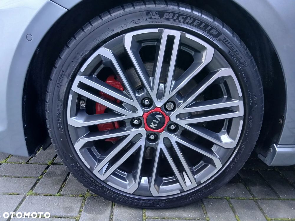 Kia Ceed 1.6 T-GDI GT DCT - 13