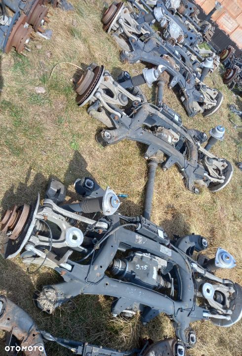 Most Dyfer Wozek Sanki Półoś Zwrotnica 3.15 BMW X5 E70 X6 E71 - 1