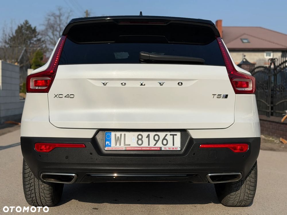 Volvo XC 40 T5 AWD R-Design - 5