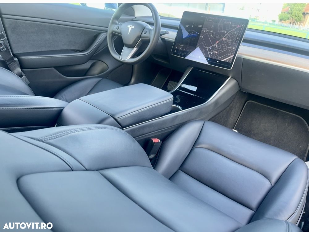 Tesla Model 3 Langstreckenbatterie Allradantrieb Dual Motor - 11