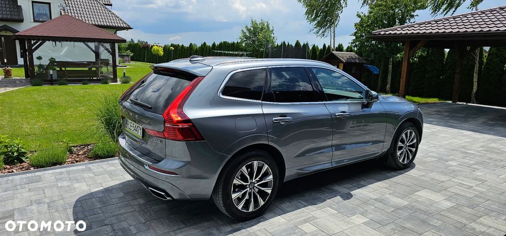Volvo XC 60 D4 Geartronic Momentum Pro - 4