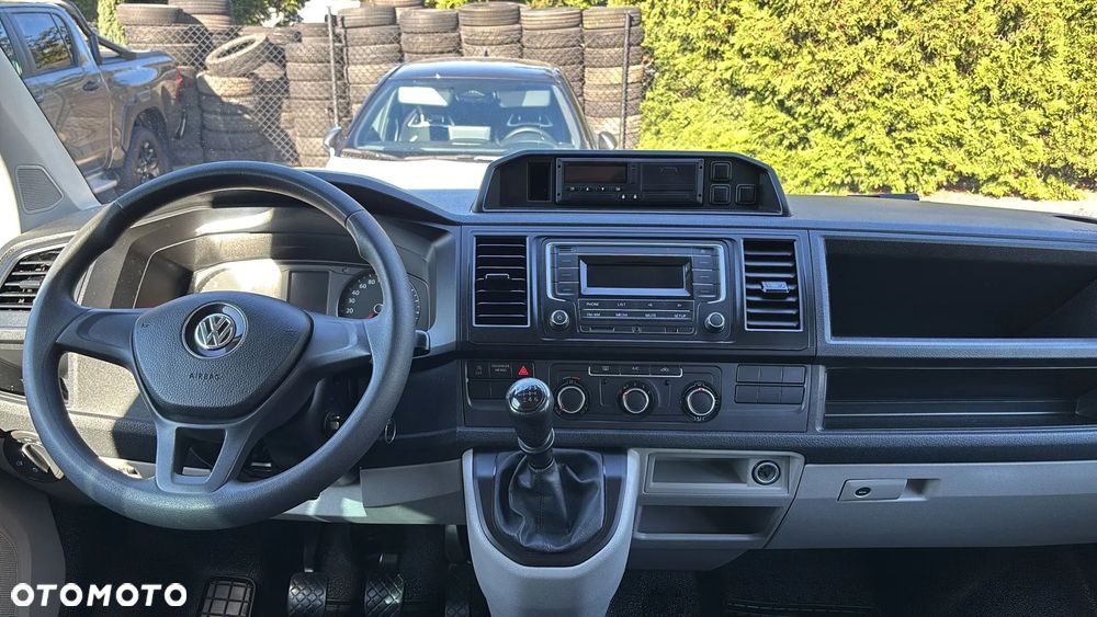 Volkswagen Transporter - 14