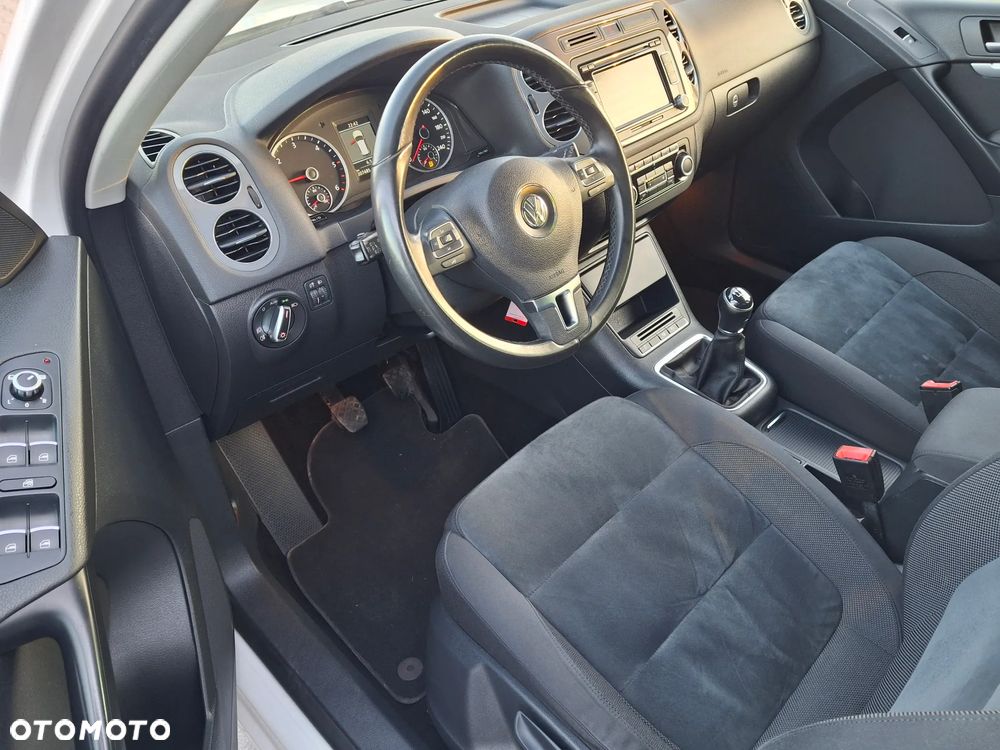 Volkswagen Tiguan 2.0 TDI DPF 4Motion Track & Style - 21