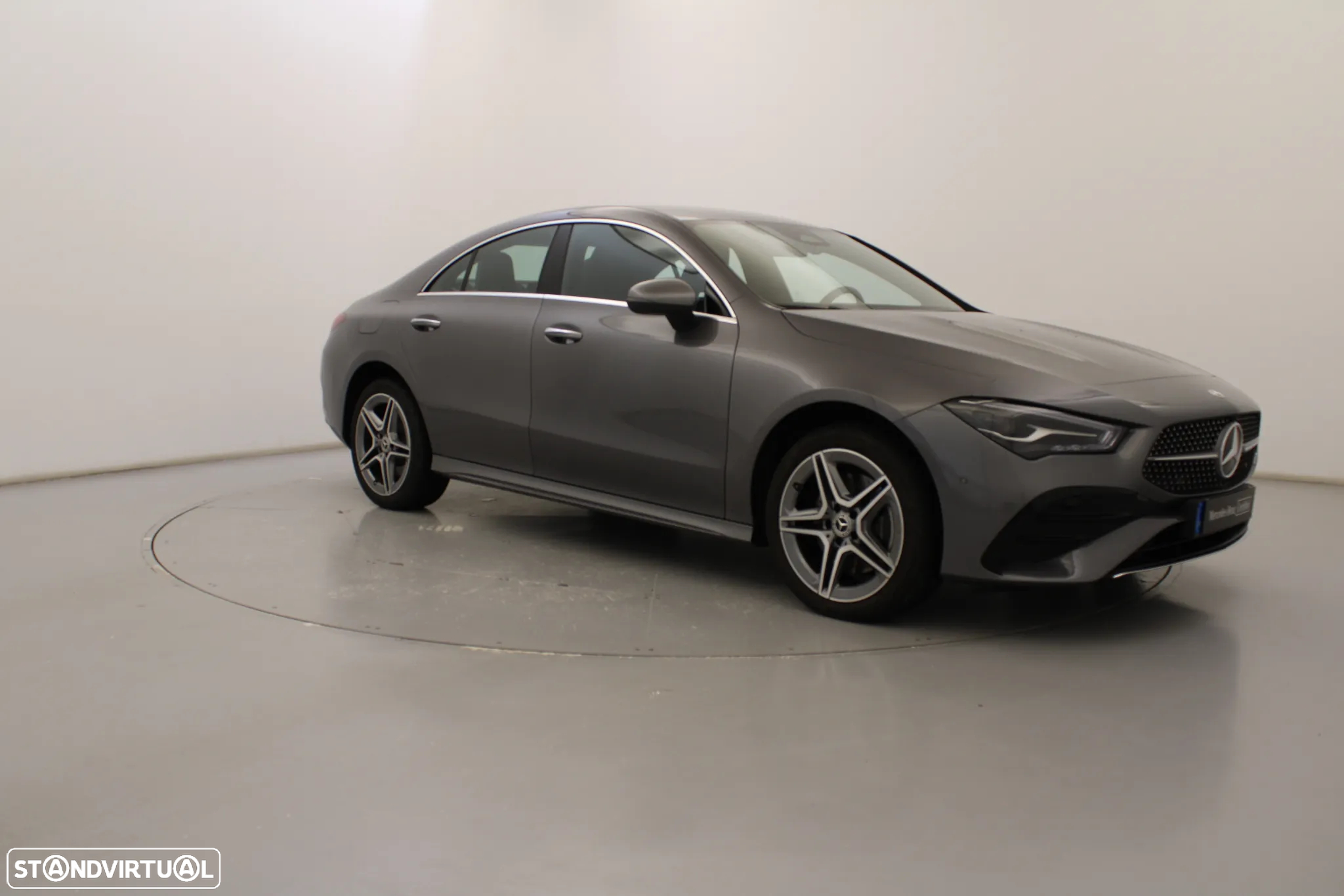 Mercedes-Benz CLA 250 e AMG Line - 2