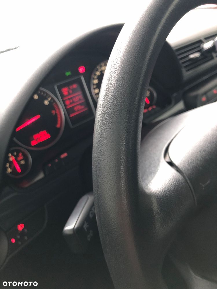 Audi A4 Limousine - 38