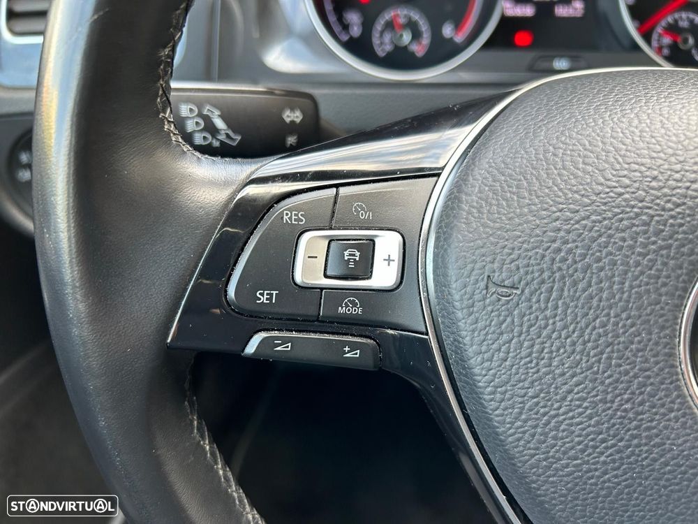 VW Golf Variant 1.6 TDi Confortline - 28