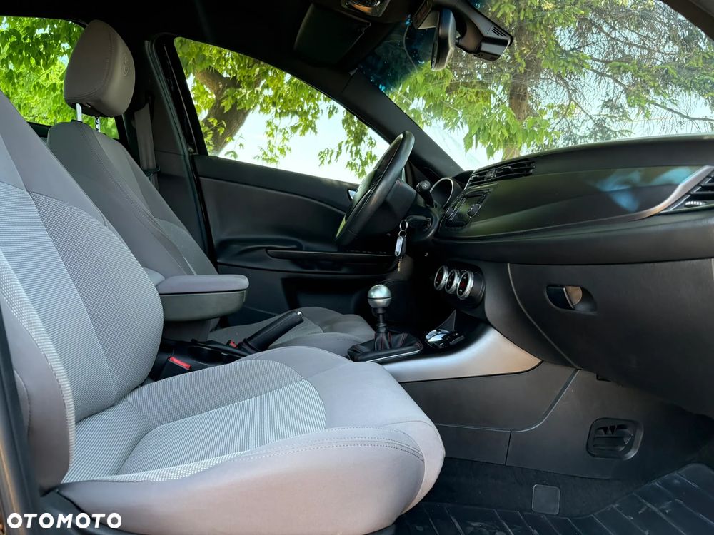 Alfa Romeo Giulietta 1.4 TB Distinctive - 26