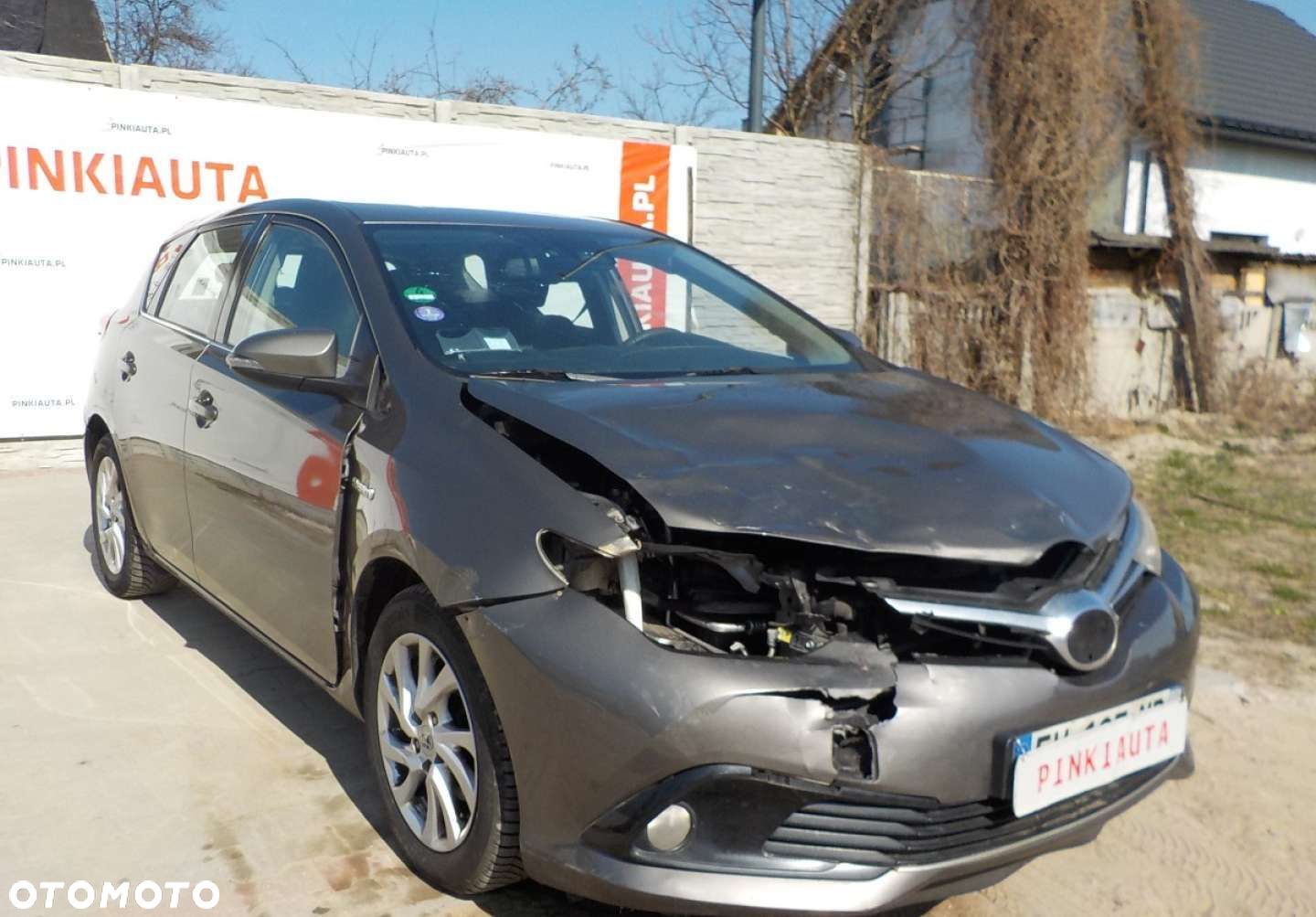 Toyota Auris - 1