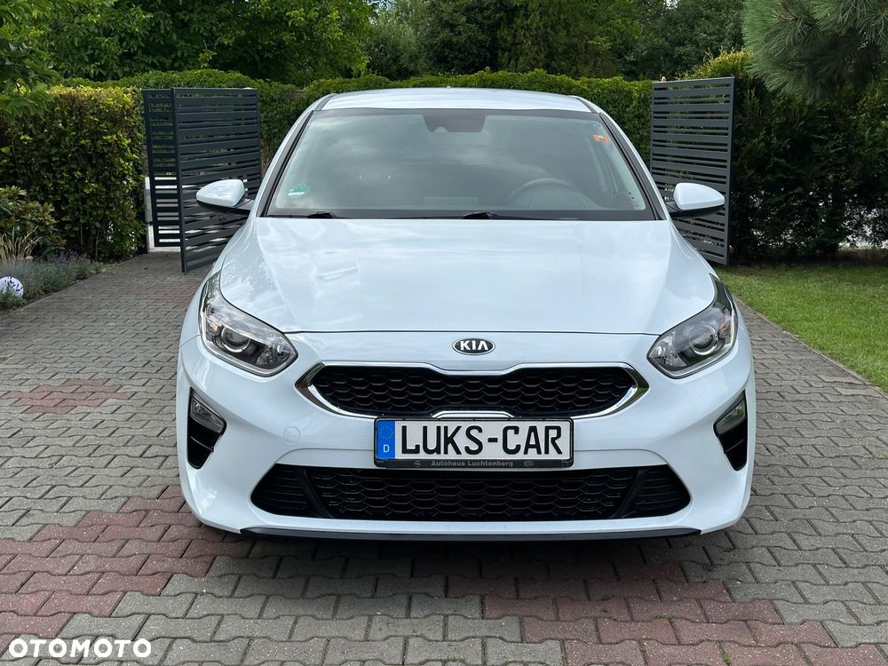 Kia Ceed 1.4 L Business Line Plus - 38