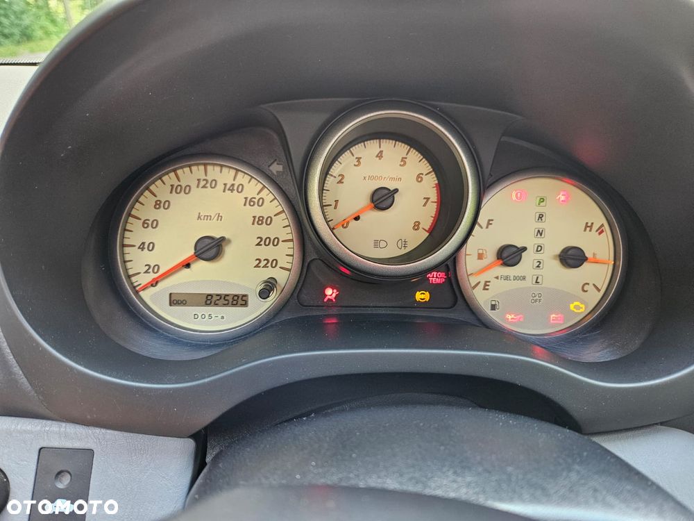 Toyota RAV4 - 10