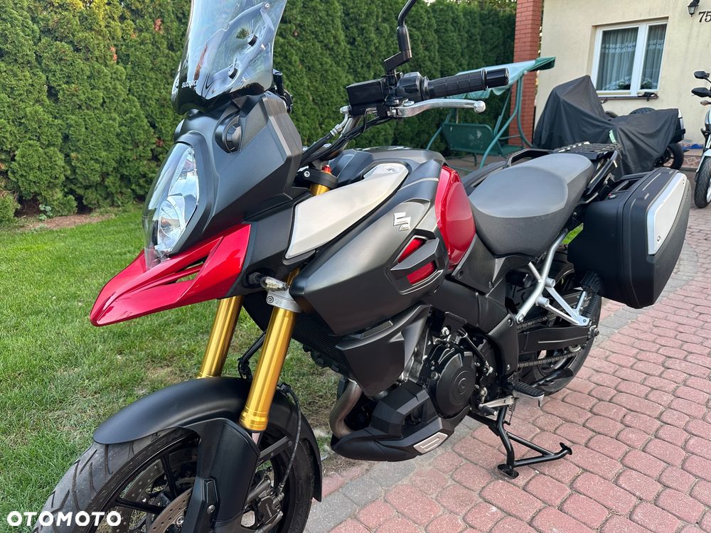 Suzuki DL - 27