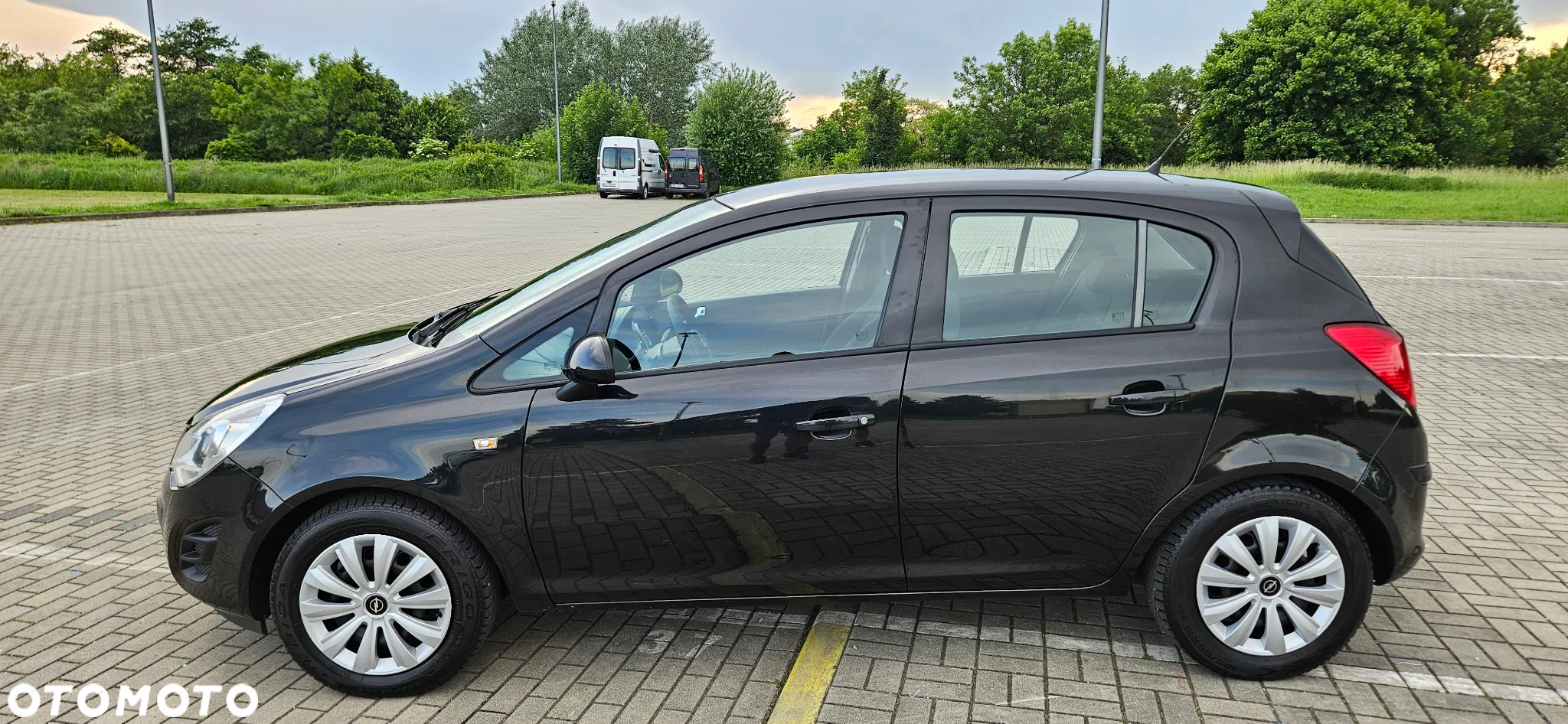 Opel Corsa 1.4 16V Active - 7
