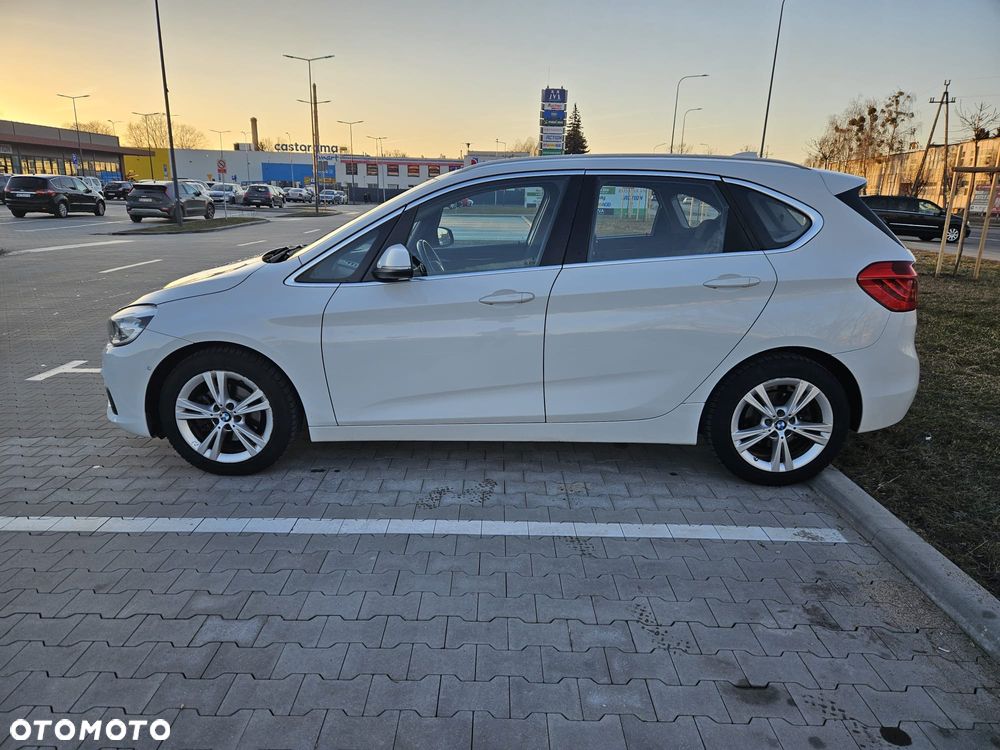 BMW Seria 2 218d Sport Line - 10
