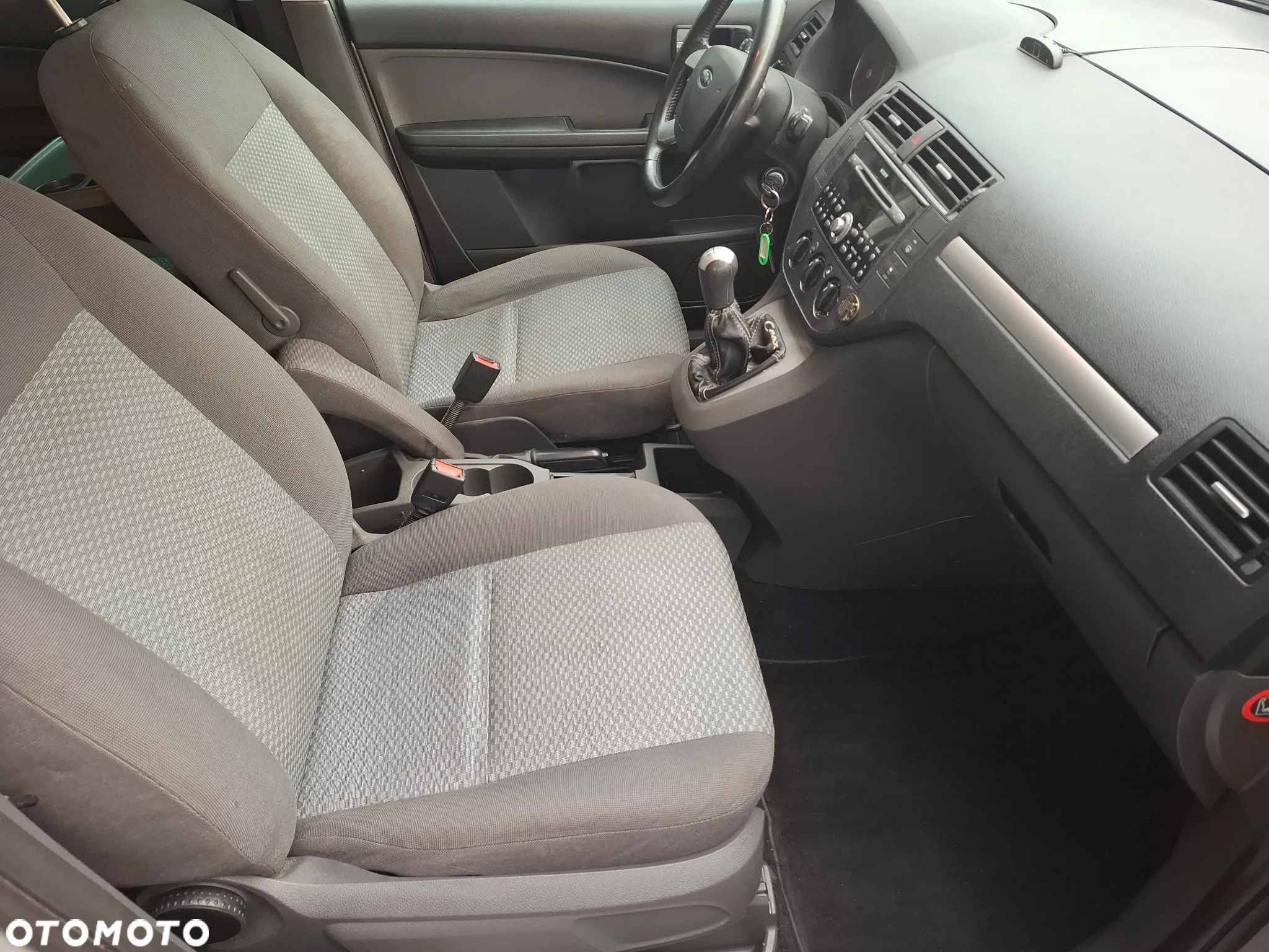 Ford C-MAX 1.6 TDCi Silver X - 21
